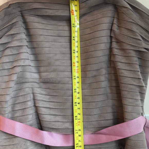 BCBGMaxAzria dress size 4 - Picture 8 of 8